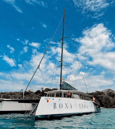 bonavida catamarán recorrido a las islas del rosario